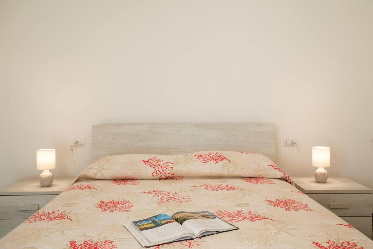 Zaira Home Free Wi-Fi 5 Minuti Dal Lago Liscia Sant'Antonio di Gallura Zewnętrze zdjęcie