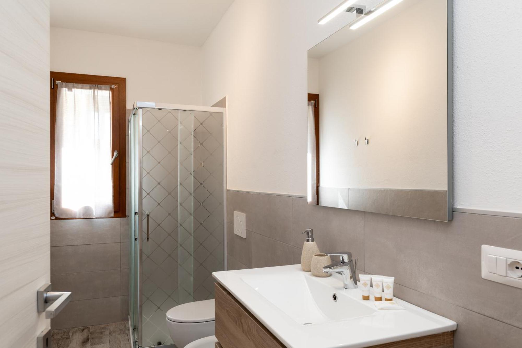 Zaira Home Free Wi-Fi 5 Minuti Dal Lago Liscia Sant'Antonio di Gallura Zewnętrze zdjęcie