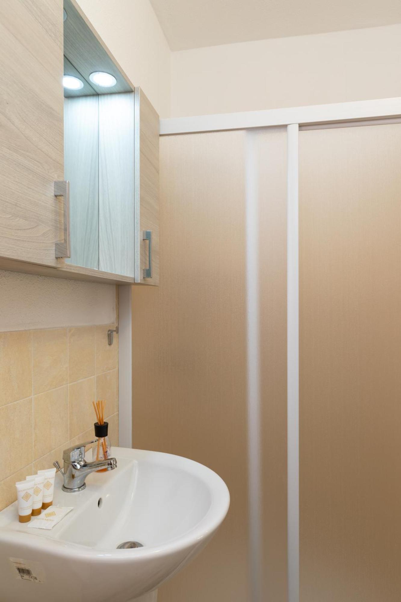 Zaira Home Free Wi-Fi 5 Minuti Dal Lago Liscia Sant'Antonio di Gallura Zewnętrze zdjęcie